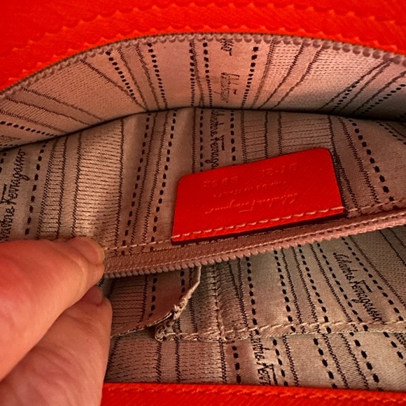 Salvatore Ferragamo Orange Box Leather Top Handle Bag. In very good condition. - Picture 6 of 14